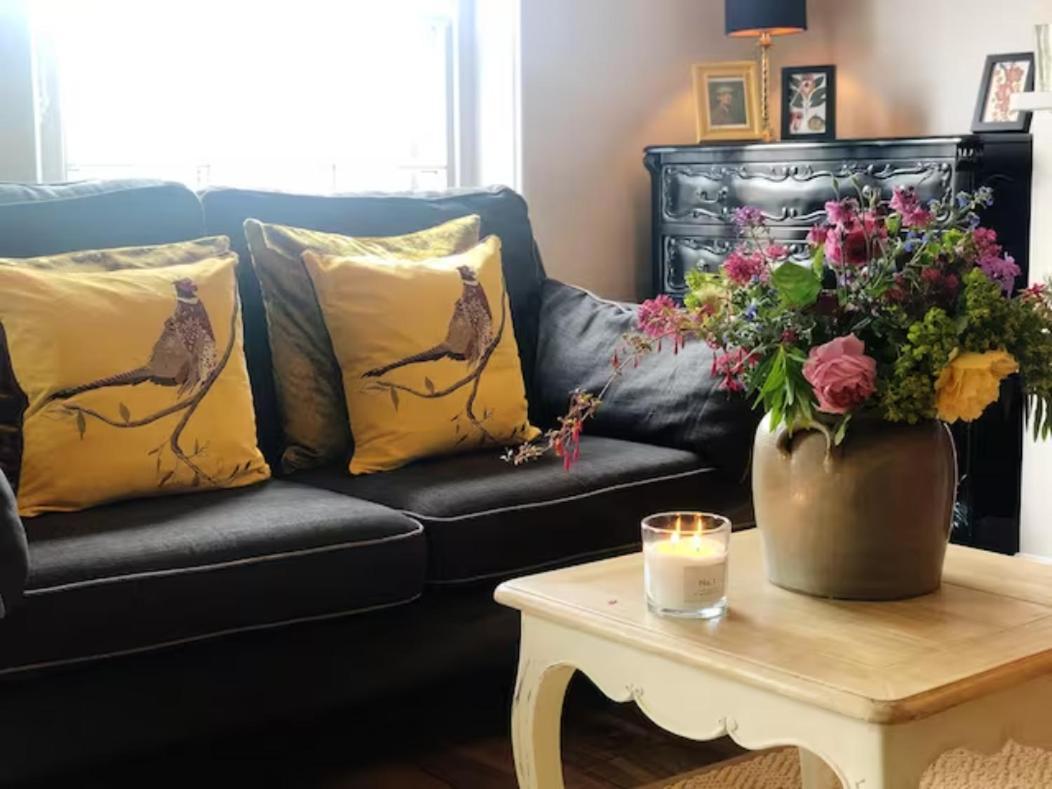 Pass The Keys Old Beams Luxury Style & Comfort In Town Centre Bakewell Eksteriør bilde