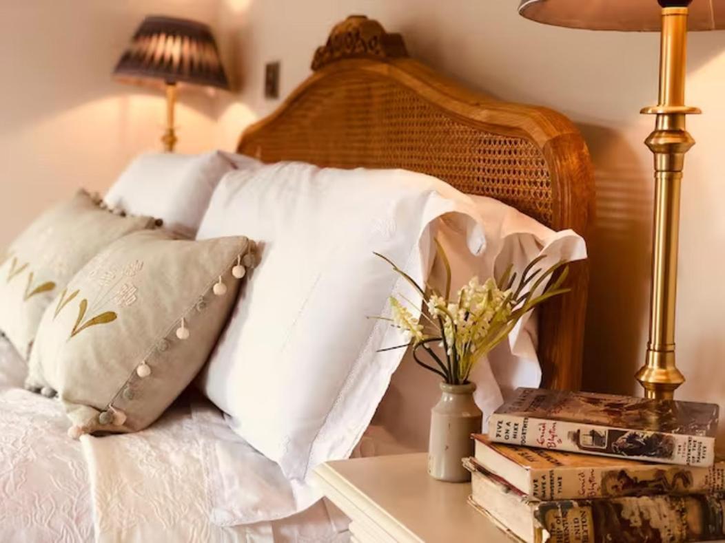 Pass The Keys Old Beams Luxury Style & Comfort In Town Centre Bakewell Eksteriør bilde